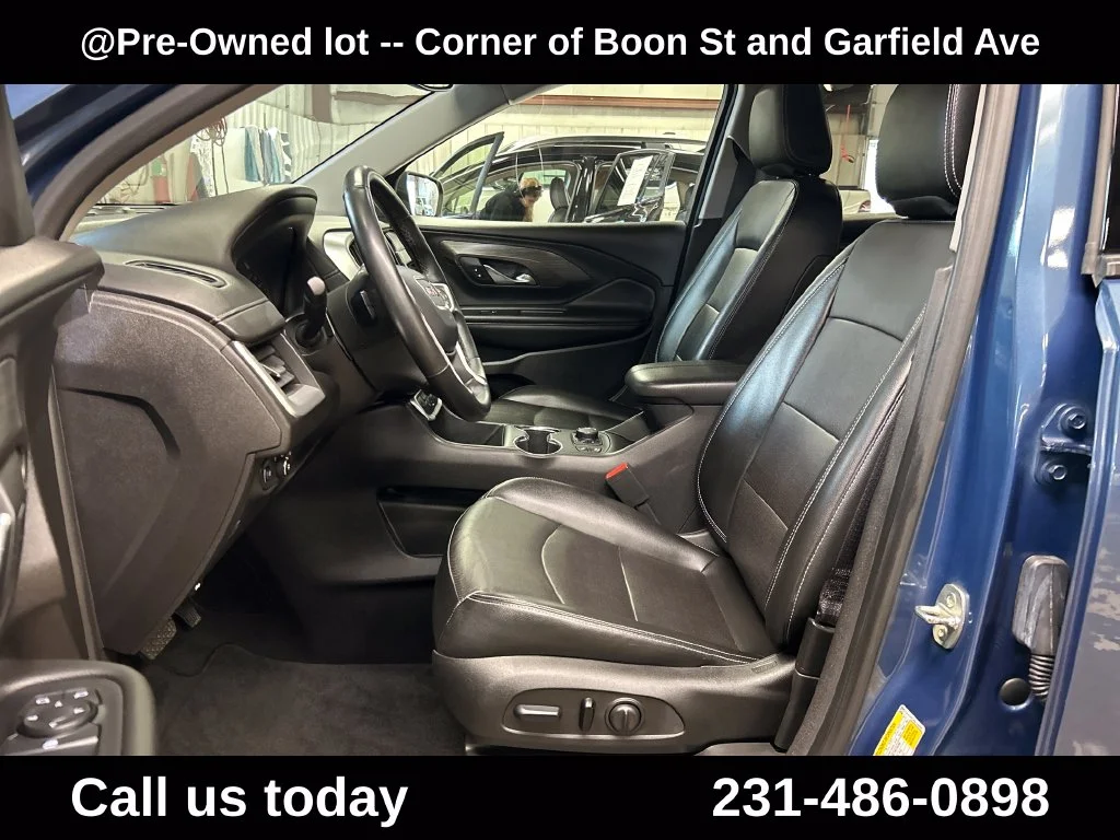 Used 2024 Blue GMC SLT image 14