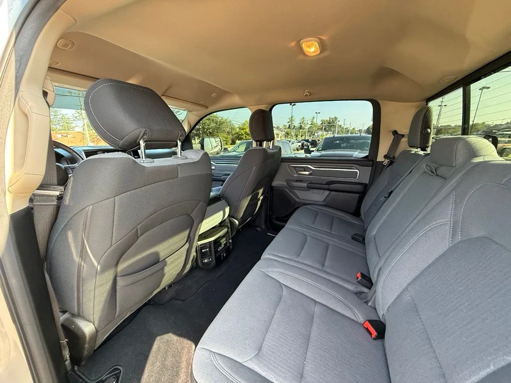 Used 2019 Silver Ram Big Horn/Lone Star image 26