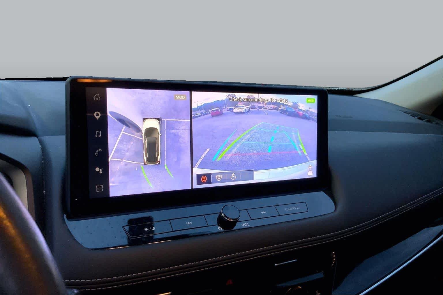 Used 2024 Everest White Pearl Nissan SL image 26