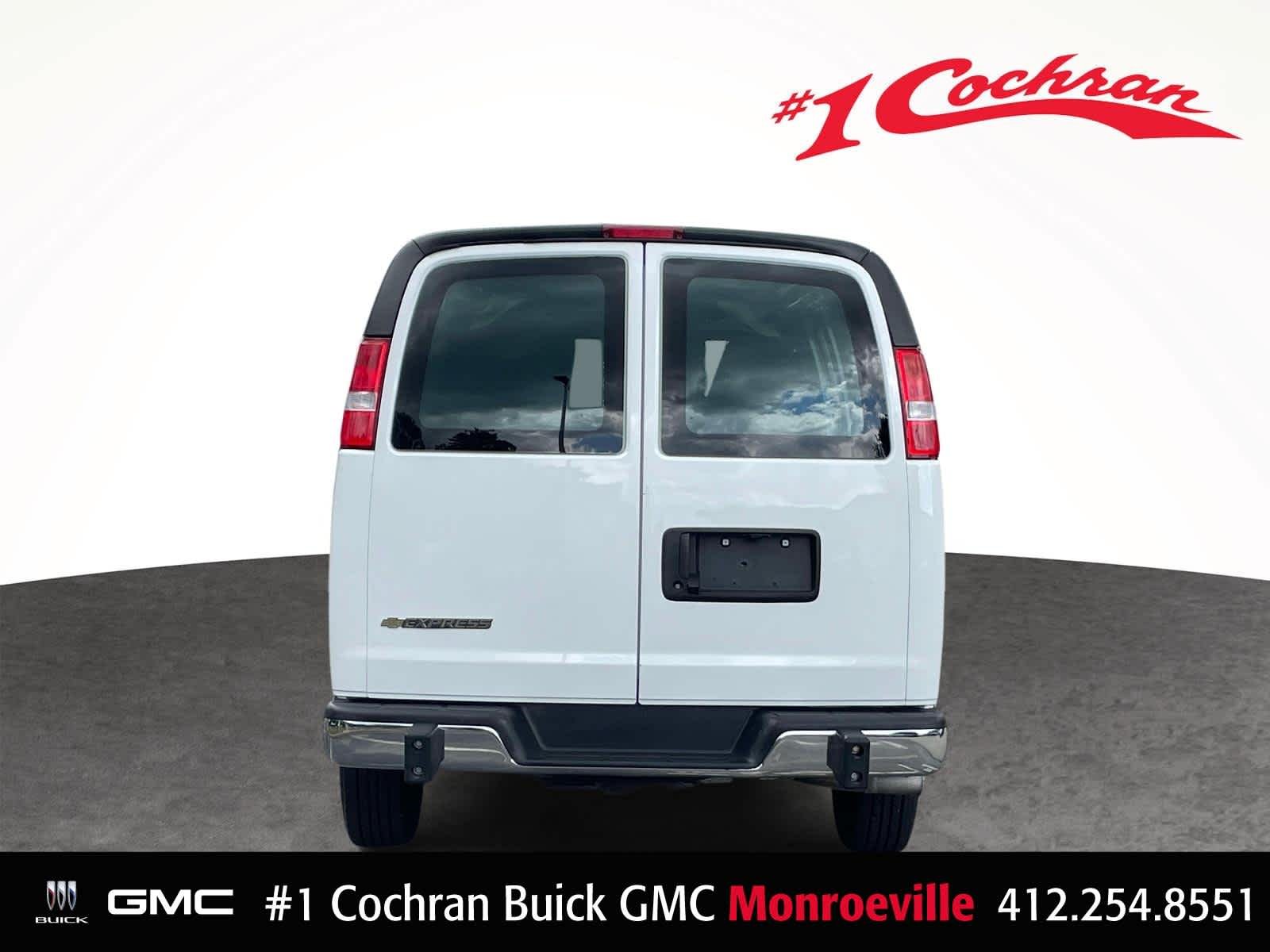 Used 2025 Summit White Chevrolet WT image 8