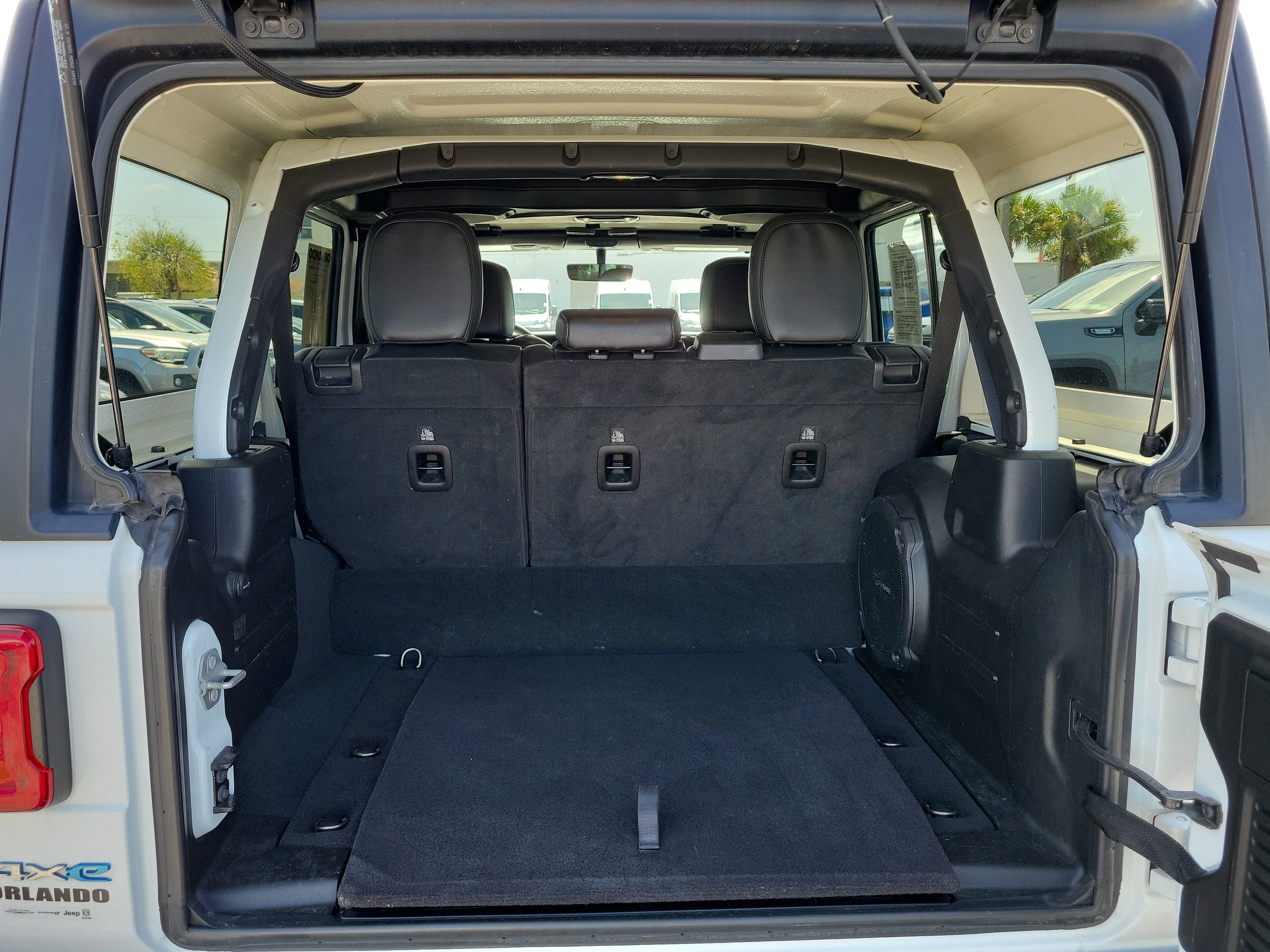 Used 2023 Bright White Clearcoat Jeep Sahara image 10