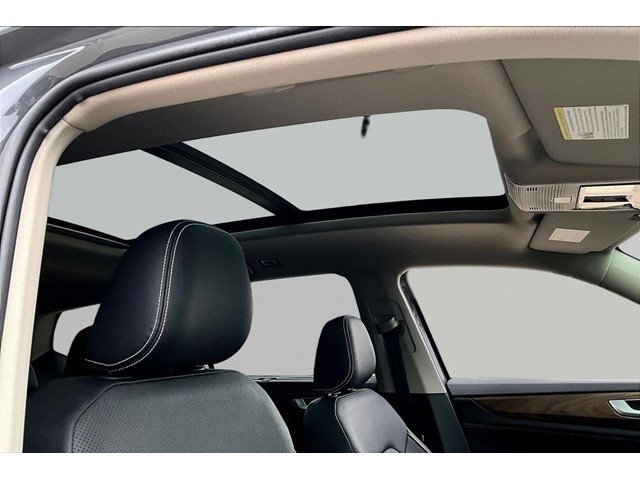 New 2026 Pure Gray Volkswagen 2.0T SE W/TECHNOLOGY image 30