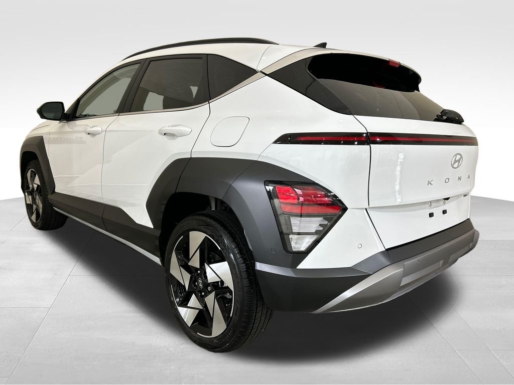 Used 2024 White Hyundai Limited image 3