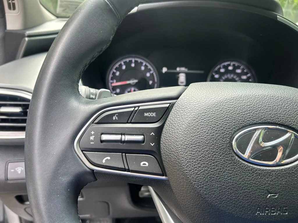 Used 2023 Silver Hyundai SEL image 23