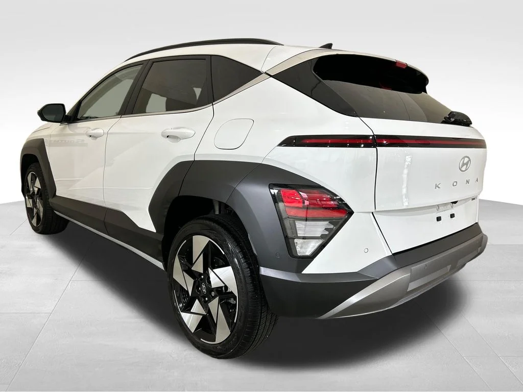 Used 2024 White Hyundai Limited image 3