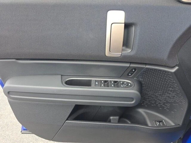Used 2025 Blue MINI Cooper S ALL4 image 23