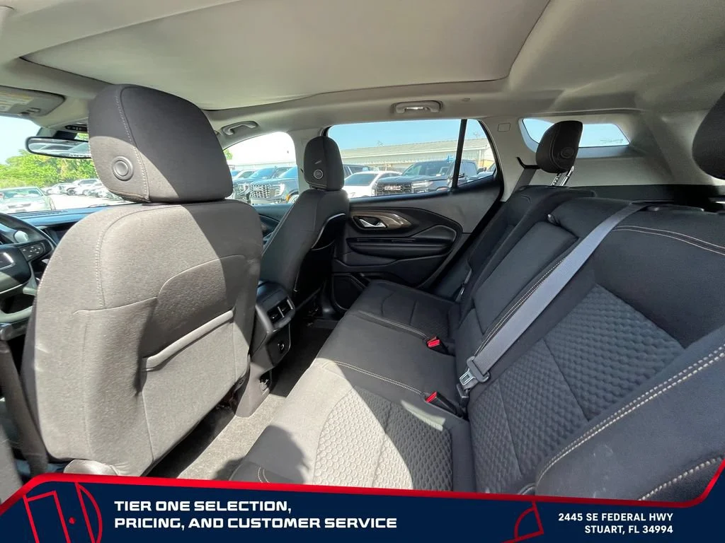 Used 2018 RED QUARTZ TINTCOAT GMC SLE image 12