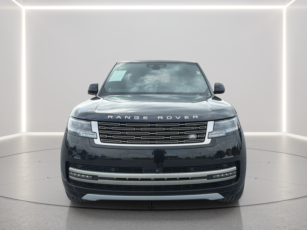 Used 2024 Black Land Rover SE image 11