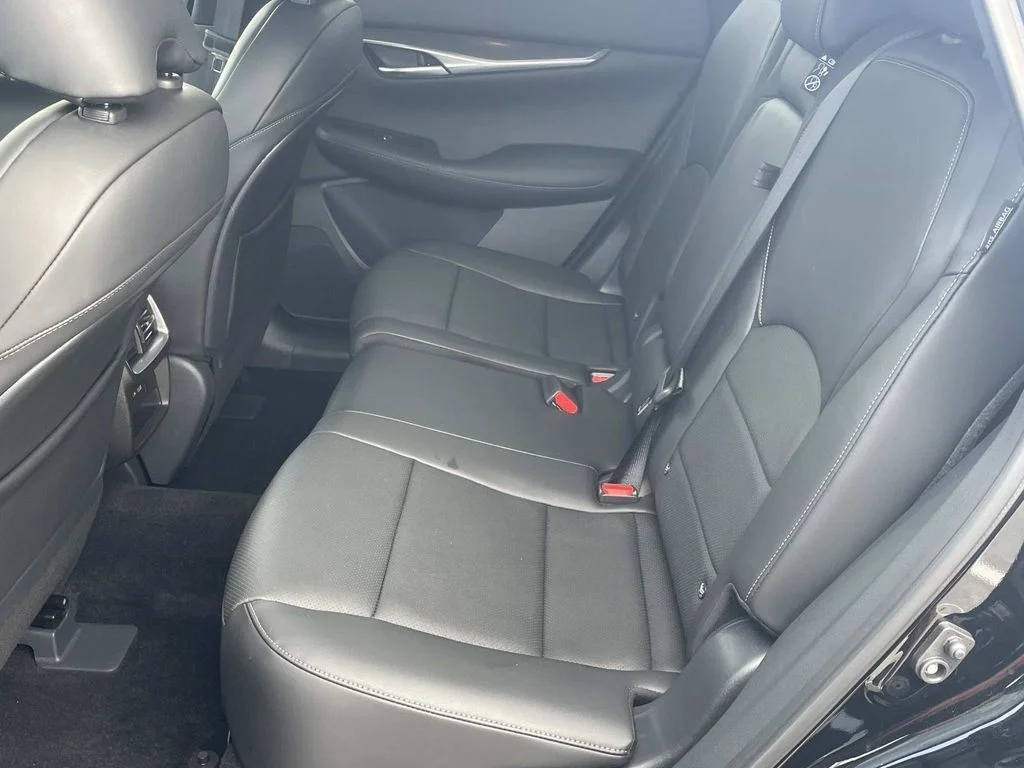 Certified Used 2025 Black INFINITI LUXE image 10