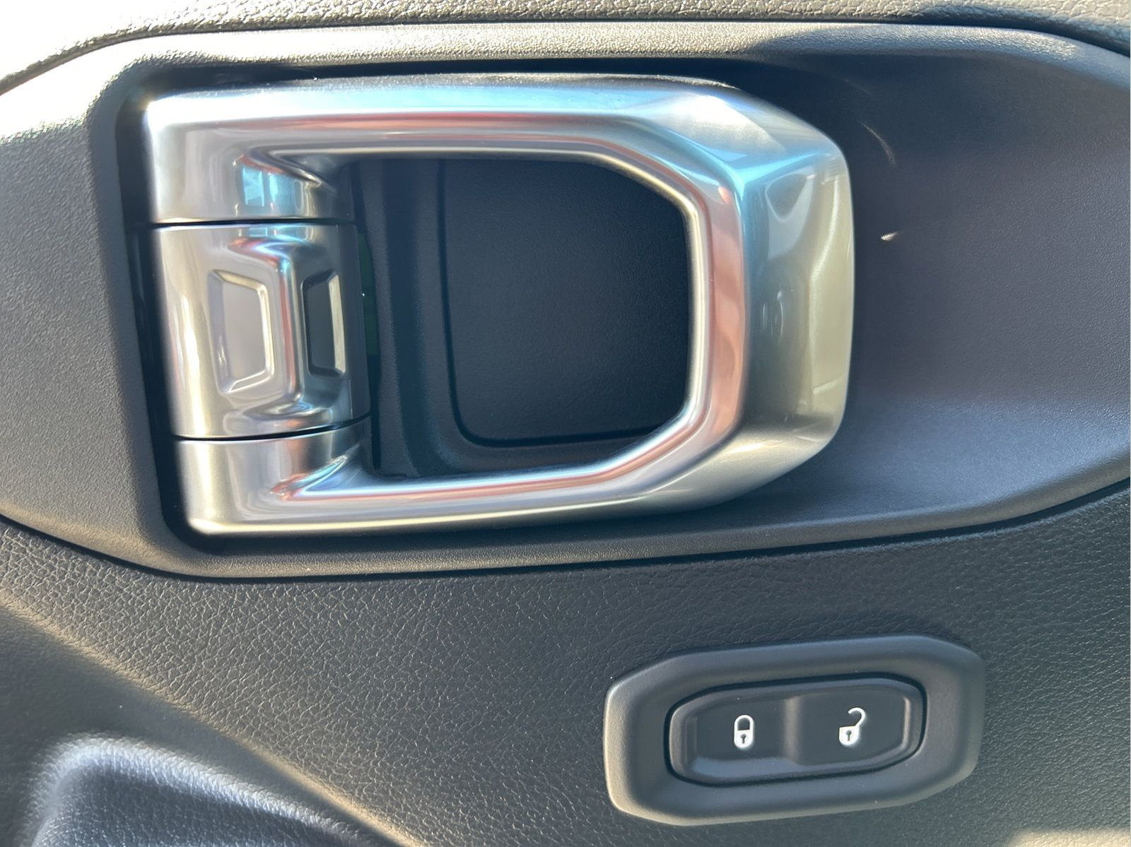 2026 Jeep Wrangler 2-Door Sport - Photo 12