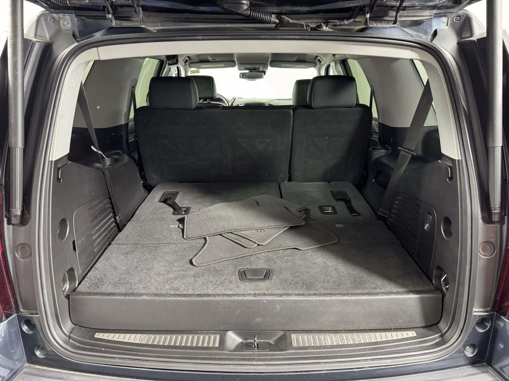 Used 2020 Gray Chevrolet LT image 14