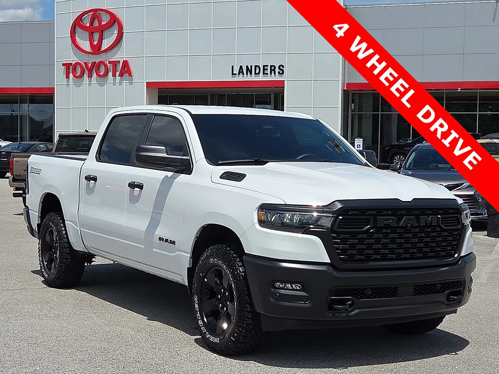 2025 RAM 1500 Warlock 4x4 Crew Cab 5'7's photo