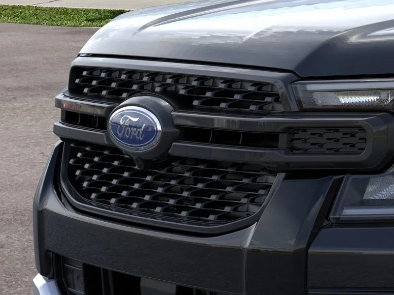 New 2026 Shadow Black Ford XLT image 17