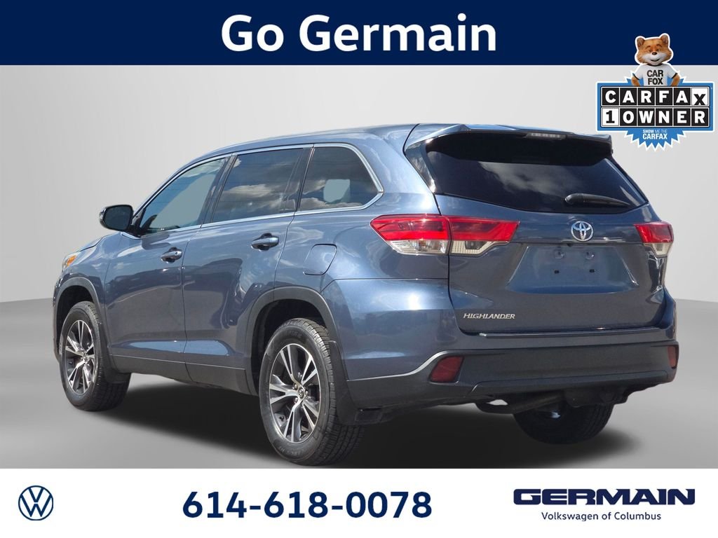 Used 2019 Shoreline Mist Toyota LE image 11