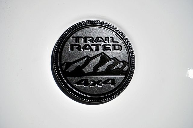 New 2026 Bright White Clear-Coat Exterior Paint Jeep Sport image 13