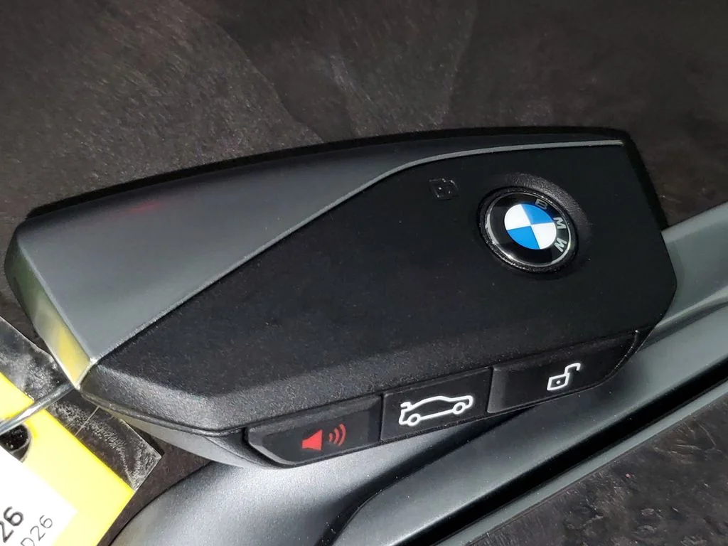 Used 2026 White BMW sDrive40i image 26