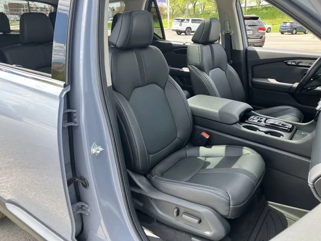 2024 Honda Pilot Touring - Photo 27
