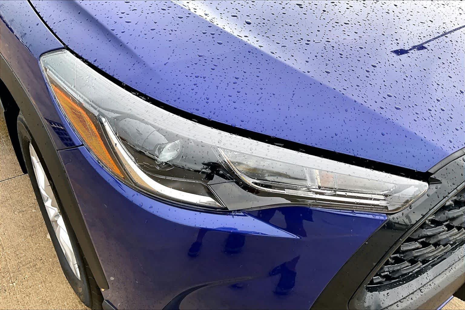 Used 2025 Blue Crush Metallic Toyota LE image 27