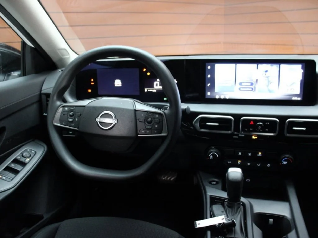 2026 Nissan Sentra S - Photo 9