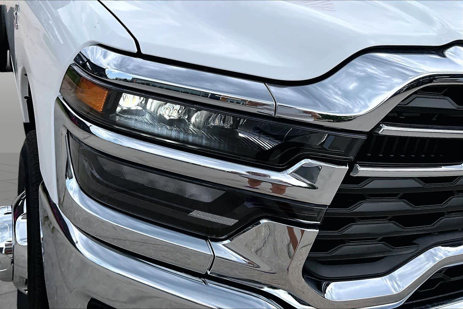 New 2026 Bright White Clearcoat Ram Tradesman image 14