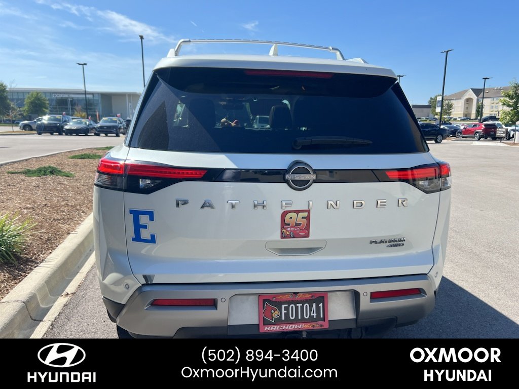 Used 2023 Pearl White Tricoat Nissan Platinum image 17
