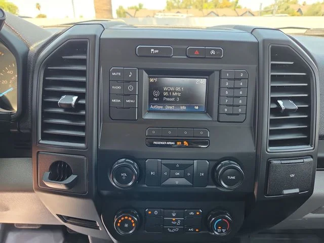 Used 2018 White Ford XL image 16