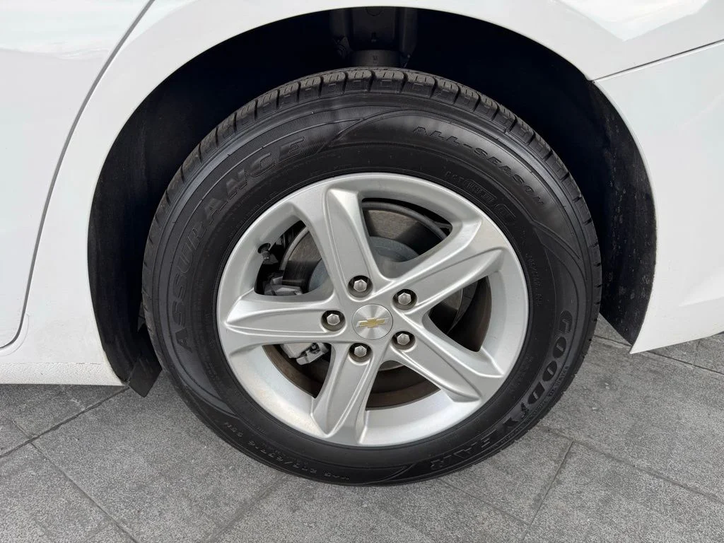 Used 2023 White Chevrolet LS image 4