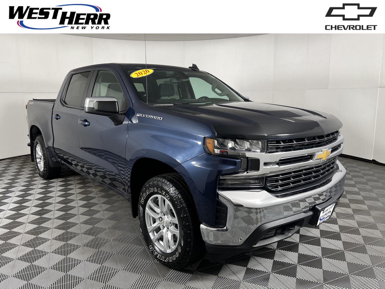 Used 2020 Northsky Blue Metallic Chevrolet LT image 1