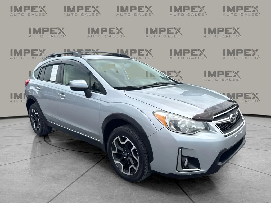 Used 2017 Silver Subaru 2.0i Premium image 4