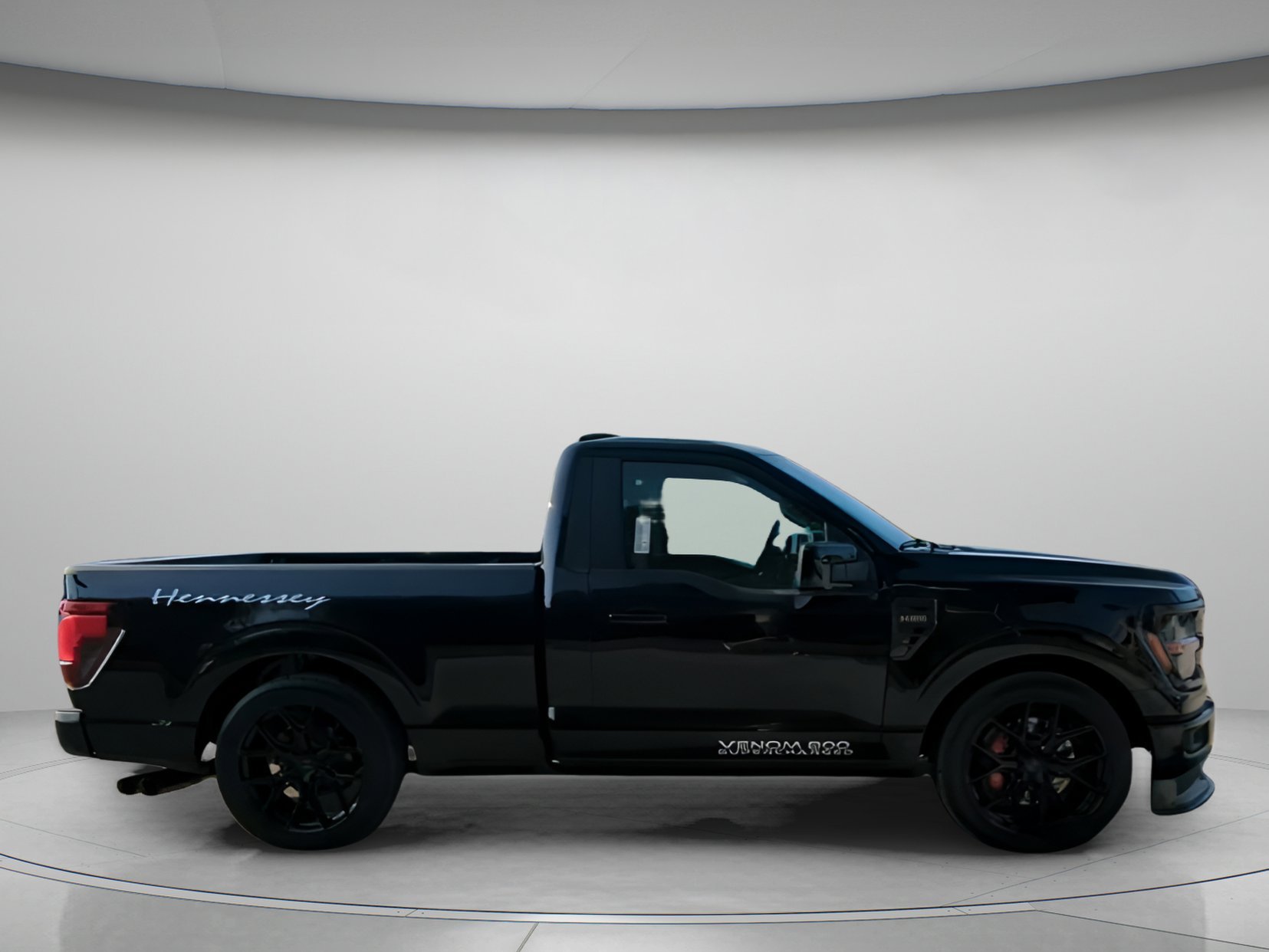 New 2026 Agate Black Metallic Ford XL image 30