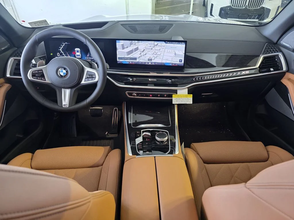 New 2026 Alpine White BMW sDrive40i image 8