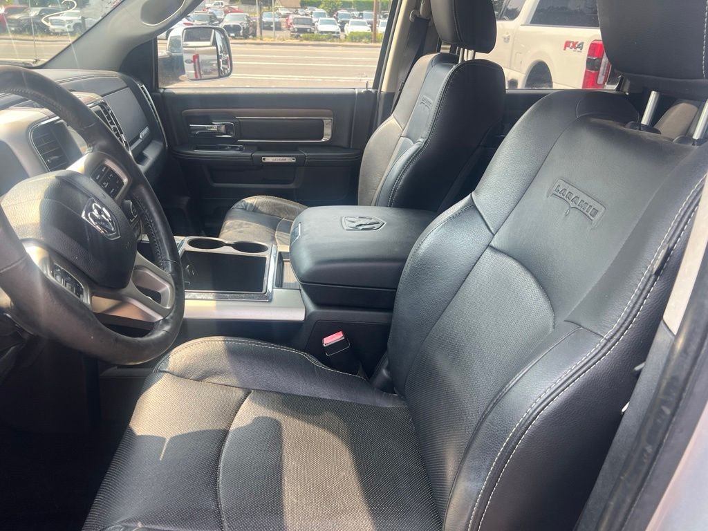 Used 2015 Bright Silver Clearcoat Metallic Ram Laramie image 9