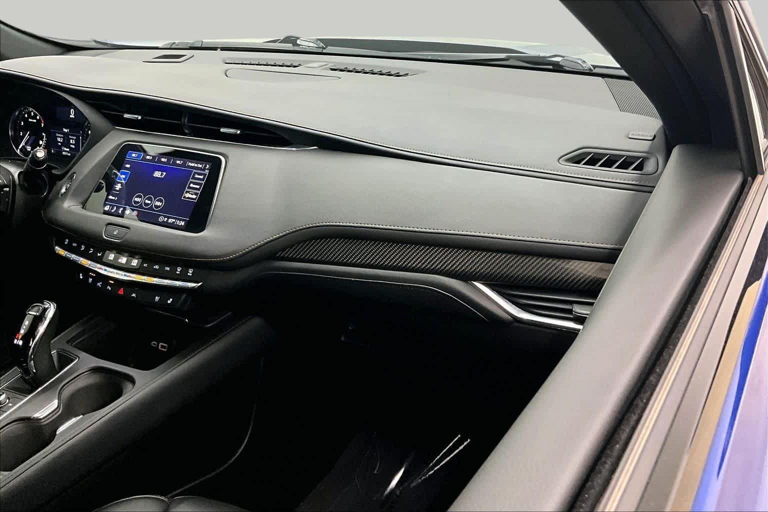 Used 2023 Wave Metallic Cadillac FWD Sport image 17