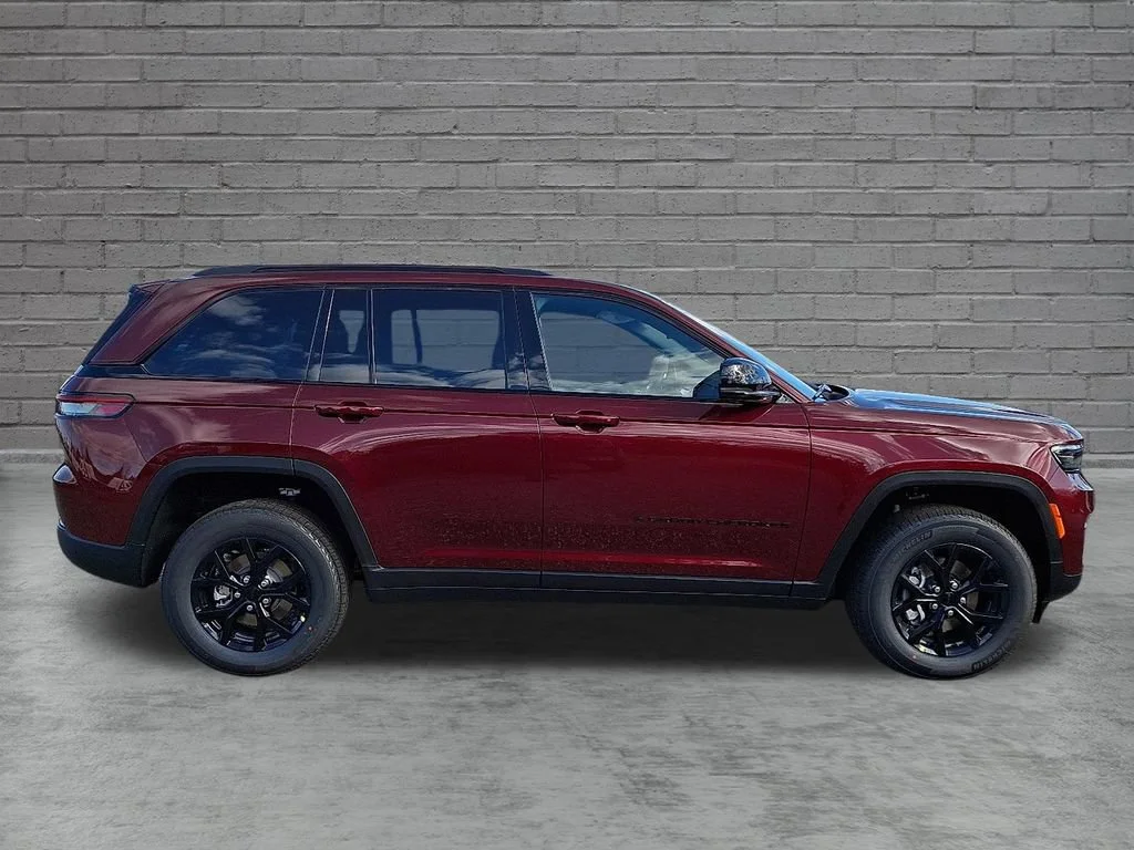 New 2025 Velvet Red Pearlcoat Jeep Altitude X image 9