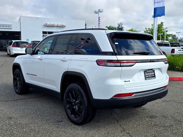 New 2026 Bright White Clear-Coat Exterior Paint Jeep Altitude image 6