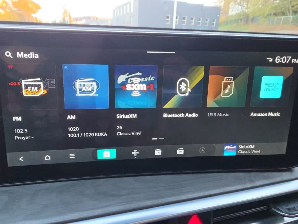 Used 2025 Wolf Gray Kia X-Line SX Prestige image 43