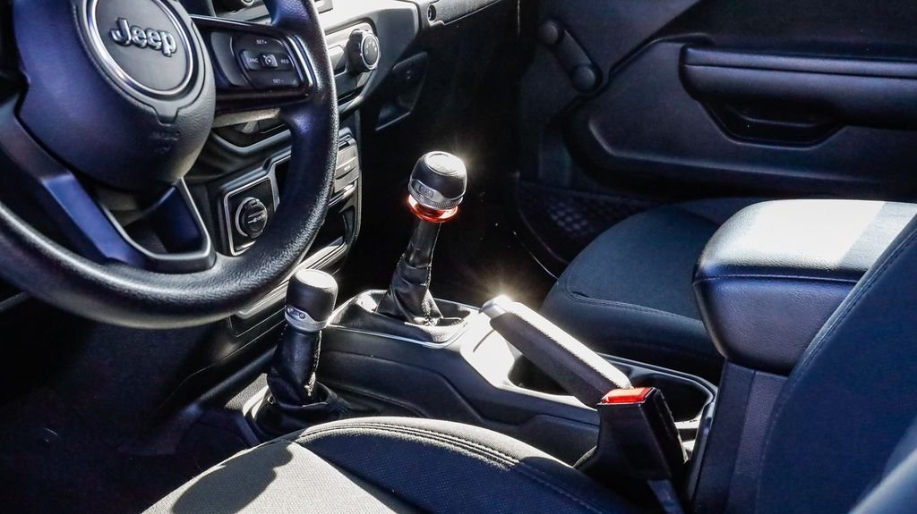 Used 2021 Black Clearcoat Jeep Sport image 24