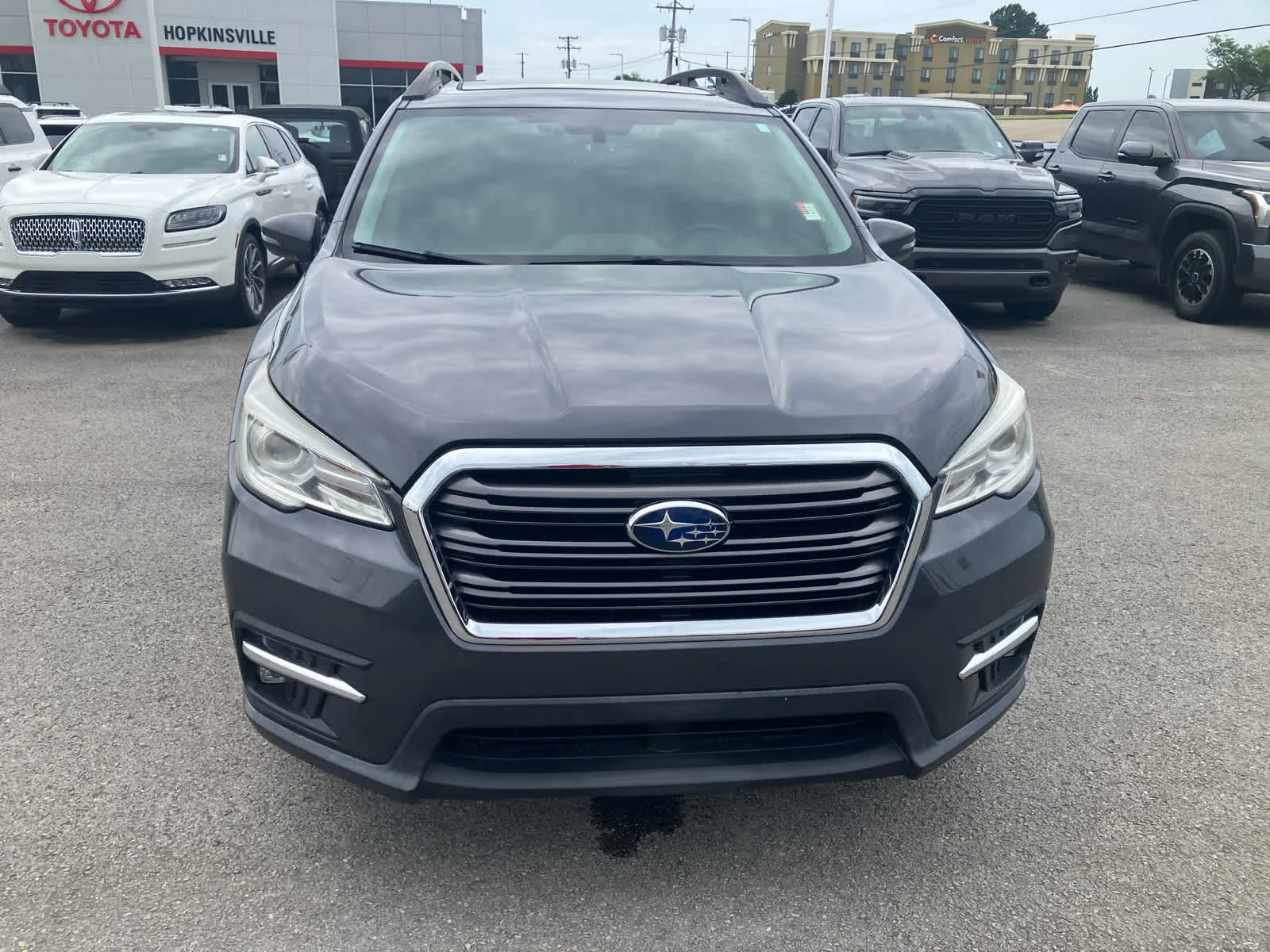Used 2019 Magnetite Gray Metallic Subaru Limited image 2