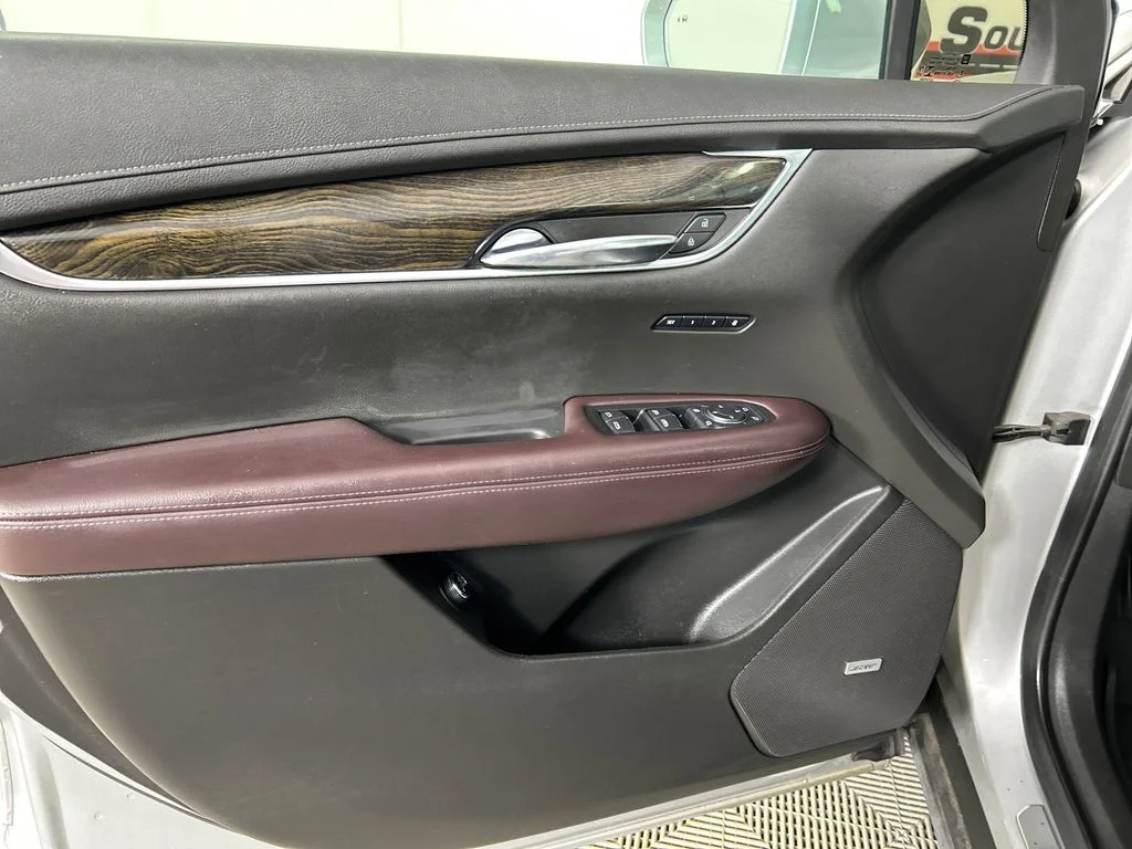 Used 2020 Silver Cadillac Premium Luxury image 11
