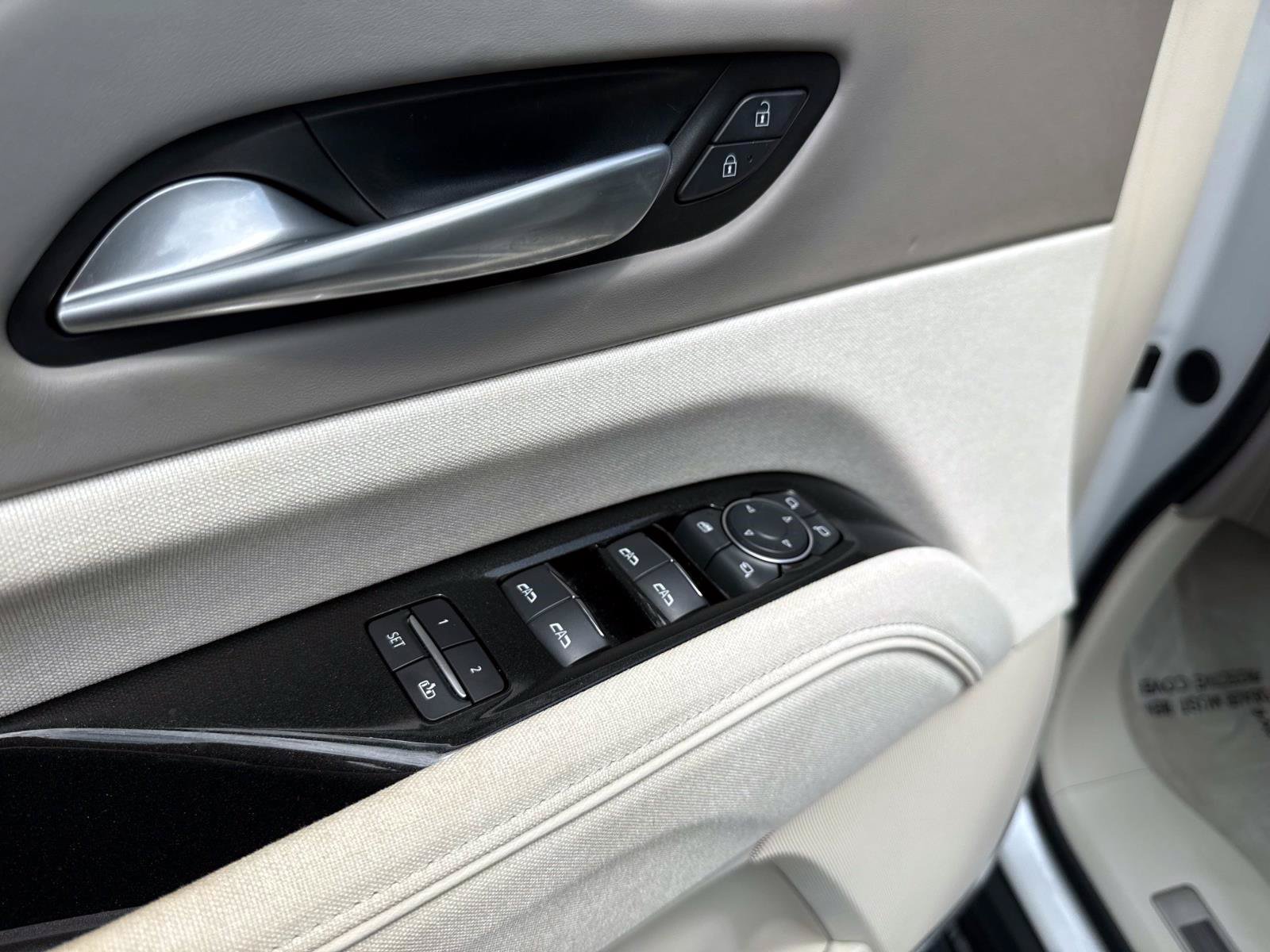 Used 2024 Crystal White Tricoat CADILLAC Sport Platinum image 19