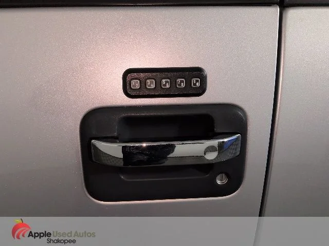 Used 2011 Silver Ford XLT image 43