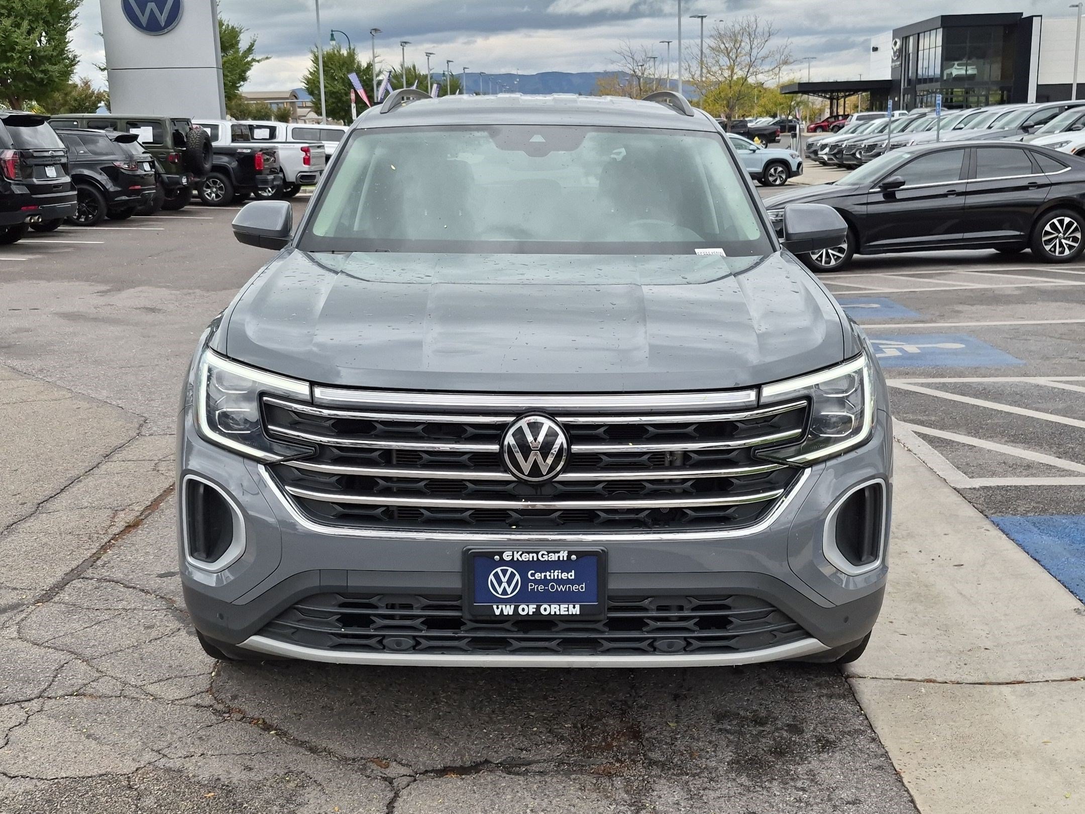 Certified Used 2025 Pure Gray Volkswagen 2.0T SE w/Technology image 10