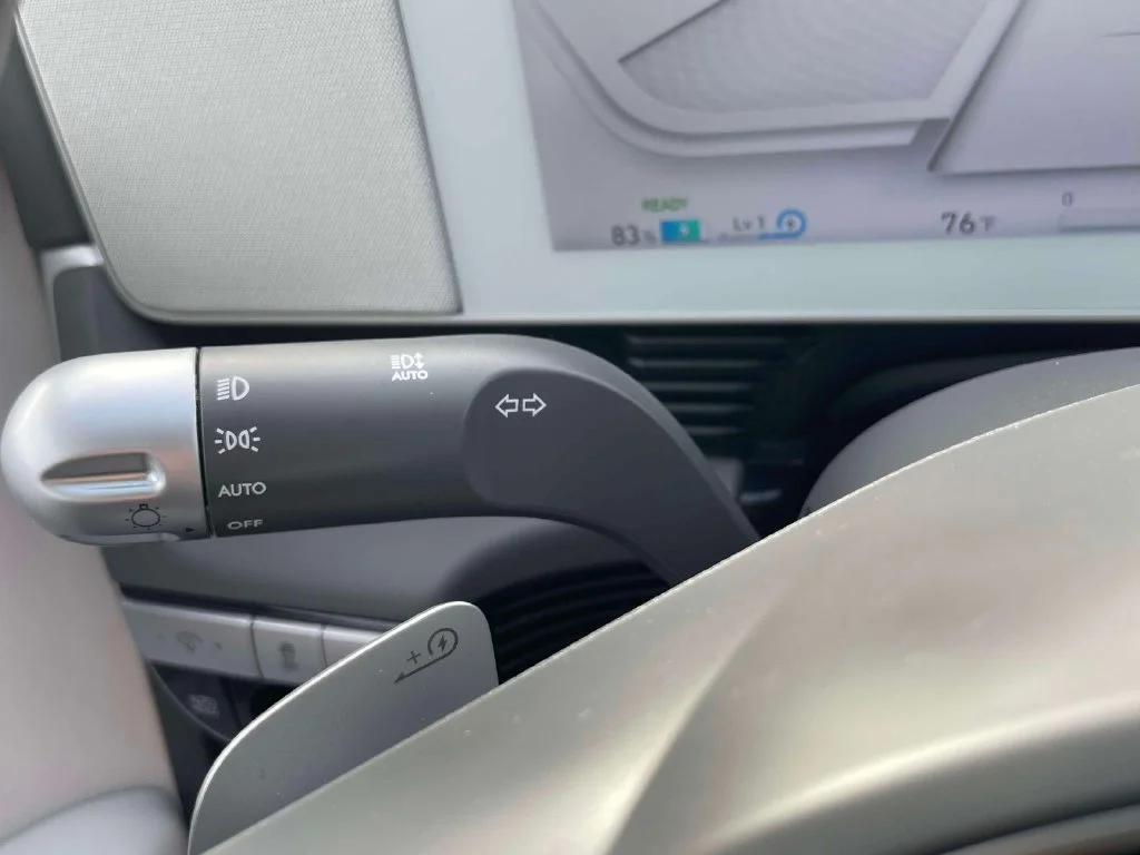 Certified Used 2024 Blue Hyundai SEL image 24