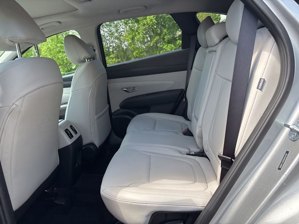 Certified Used 2025 Silver Hyundai SEL Convenience image 11