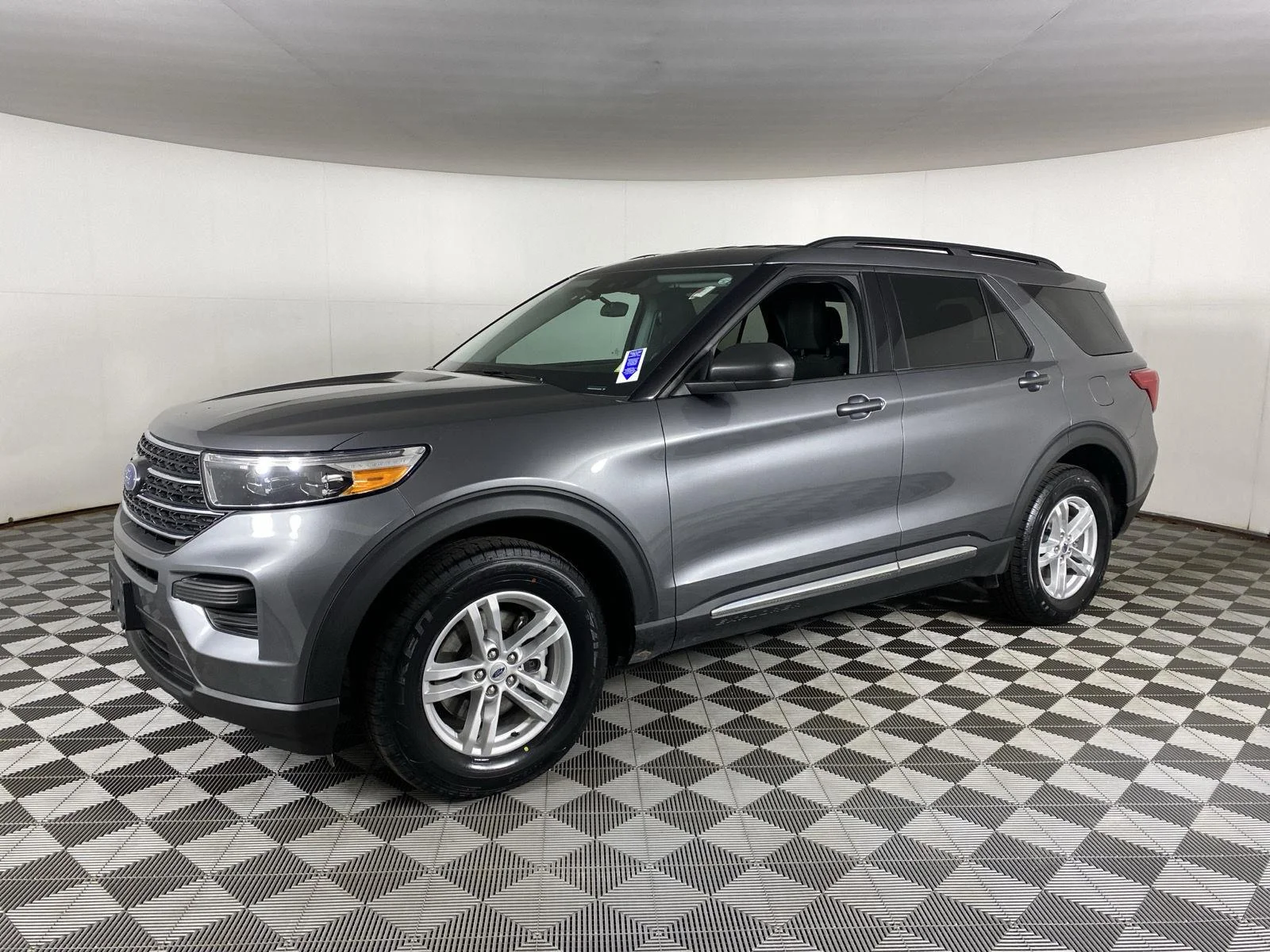 Used 2024 Carbonized Gray Ford XLT image 13