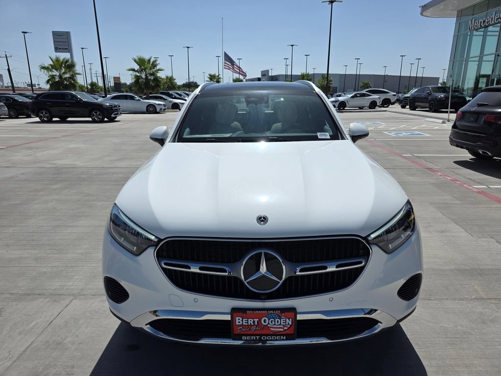New 2026 Polar White Mercedes-Benz GLC 300 image 33