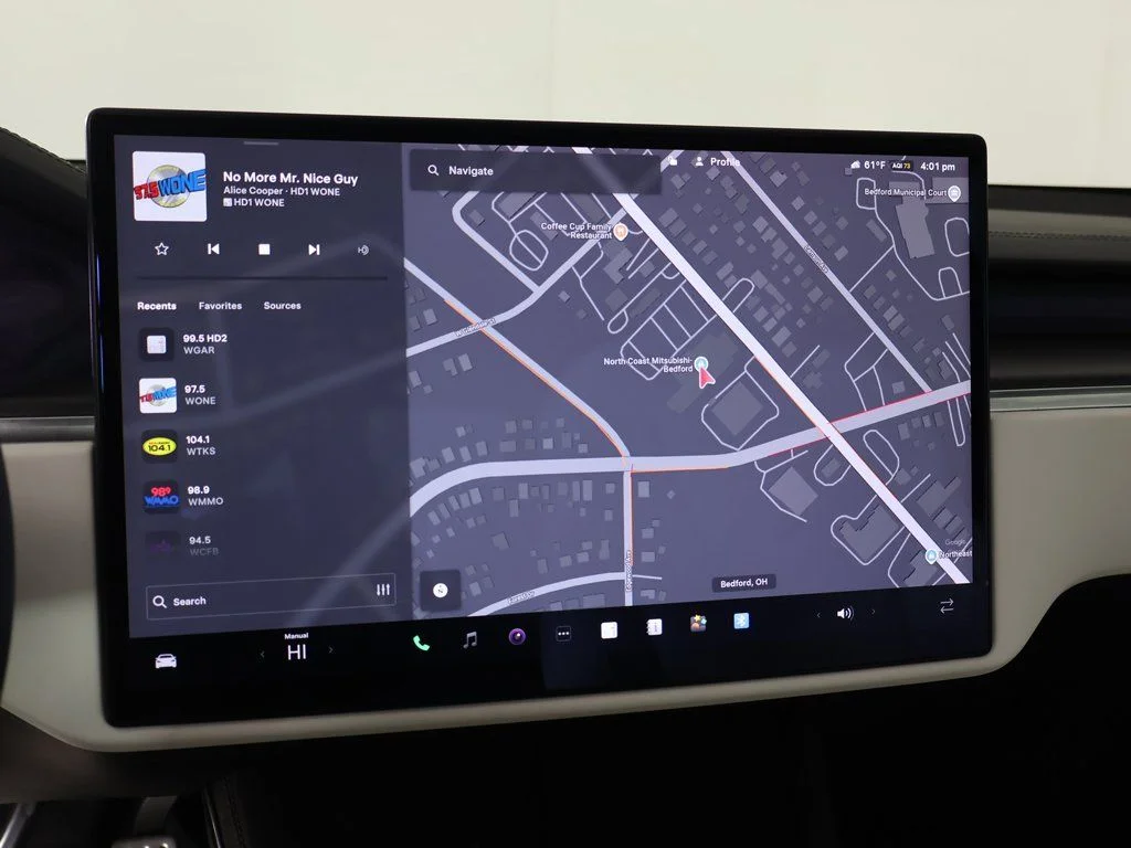 Used 2023 Blue Tesla Plaid image 38