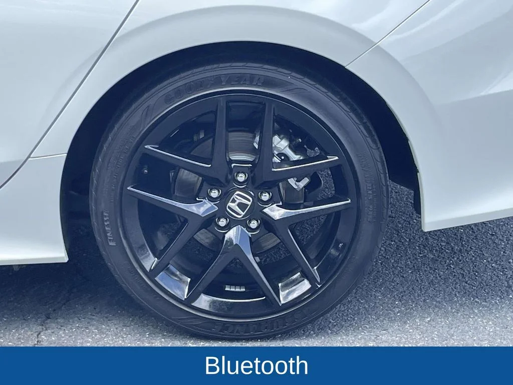 Certified Used 2025  Honda Sport image 12