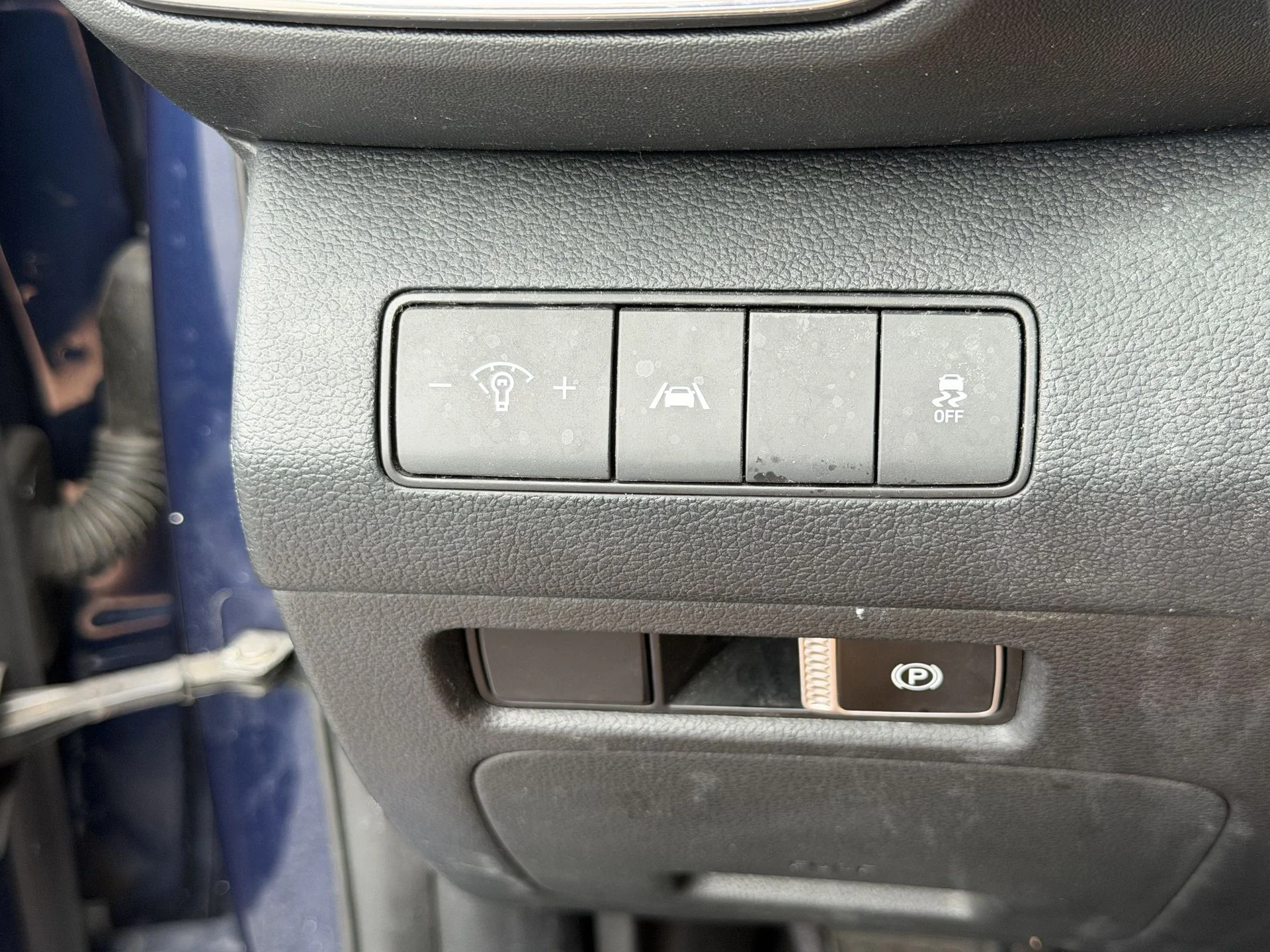 Used 2021 Stormy Blue Hyundai SE image 2