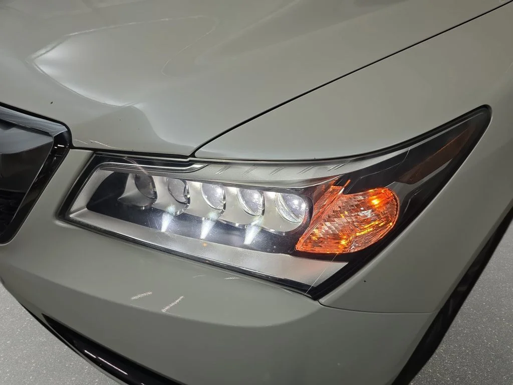 Used 2015 White Diamond Pearl Acura 3.5L Technology Package image 32